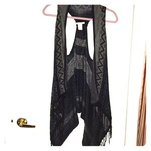 Fringe sleeveless cardigan